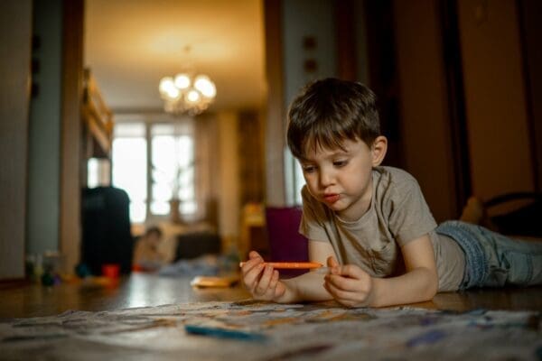 Slow parenting: Laissez vos enfants s'ennuyer